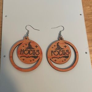 Hocus Pocus Earrings Brand New Never Worn One Size